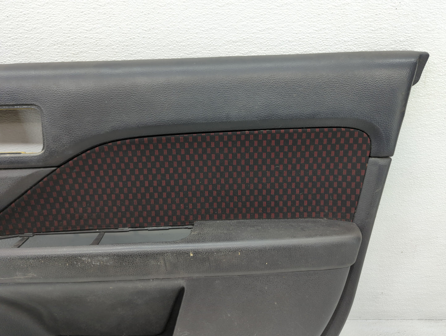 2004 Bmw X3 Front Right Passenger Interior Door Panel Trim Black - Oemusedautoparts1.com