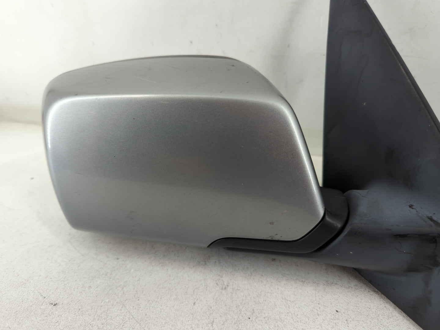 2004 Bmw X3 Passenger Right Side View Manual Door Mirror Grey - Oemusedautoparts1.com