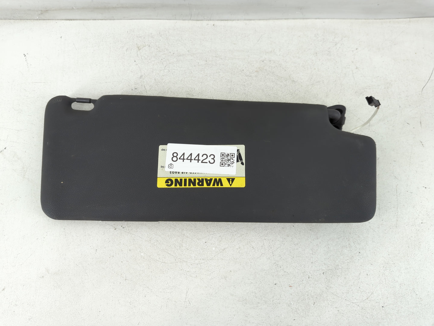 2004-2005 Bmw X3 Sun Visor Shade Replacement Driver Left Mirror Fits Fits 2004 2005 OEM Used Auto Parts - Oemusedautoparts1.
