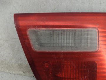 2004-2006 Bmw X5 Passenger Right Side Deck Lid Mounted Tail Light