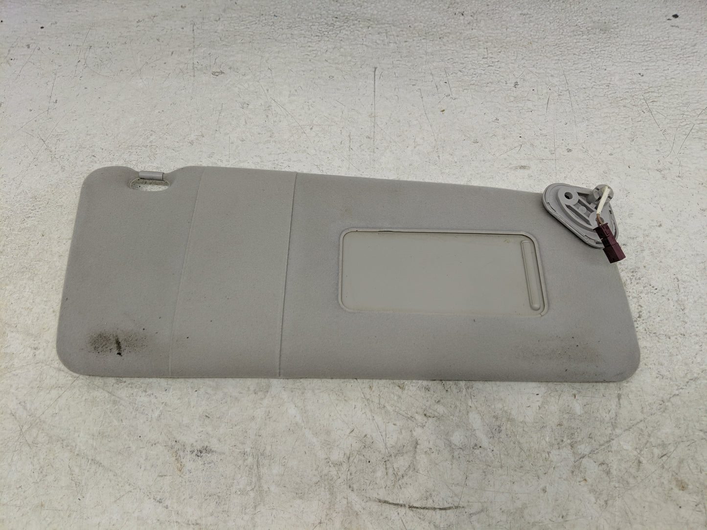 2000-2006 Bmw X5 Sun Visor Shade Replacement Passenger Right Mirror Fits Fits 2000 2001 2002 2003 2004 2005 2006 OEM Used Au