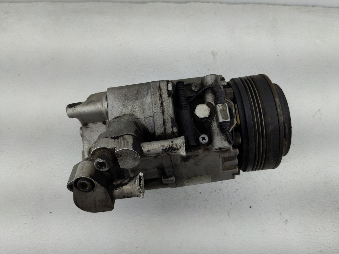 2003-2006 Bmw X5 Air Conditioning A/c Ac Compressor Oem - Oemusedautoparts1.com