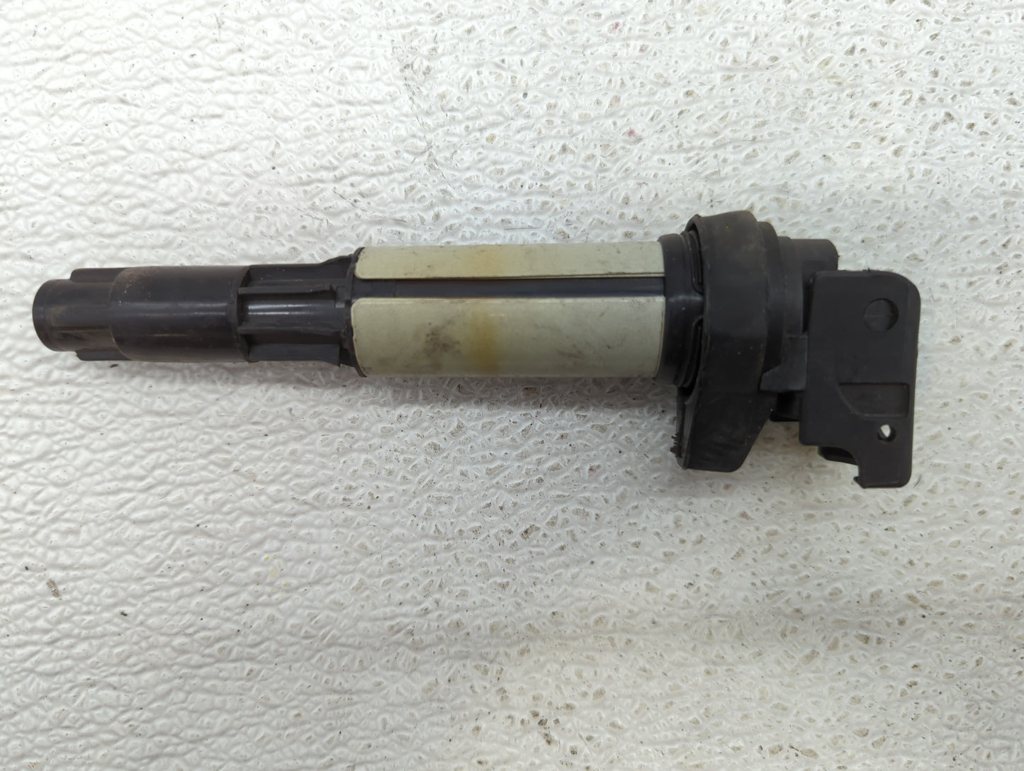 2004 Bmw X5 Ignition Coil Igniter Pack - Oemusedautoparts1.com