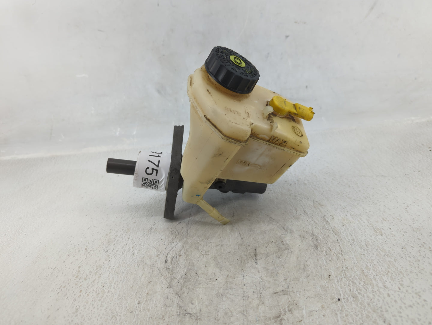 2003-2005 Bmw Z4 Brake Master Cylinder - Oemusedautoparts1.com