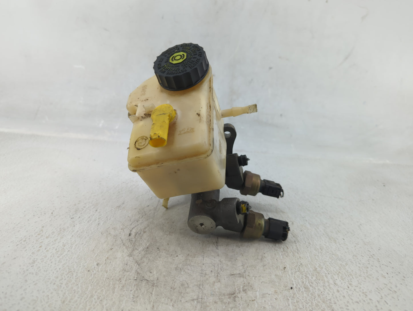 2003-2005 Bmw Z4 Brake Master Cylinder - Oemusedautoparts1.com
