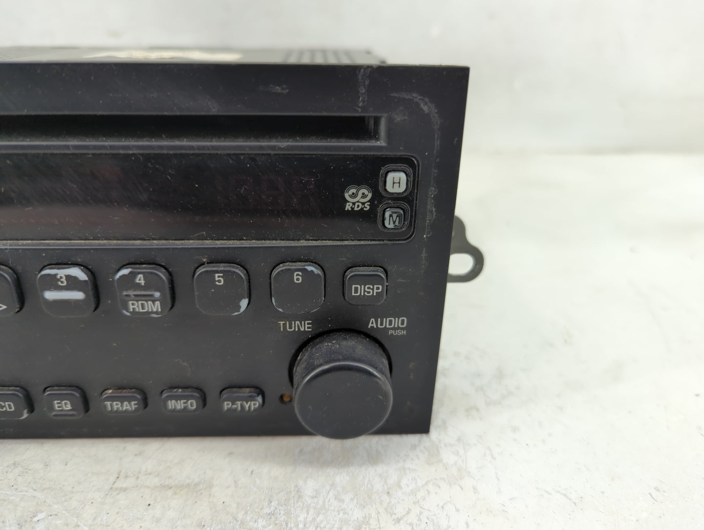 2004-2005 Buick Century Radio AM FM Cd Player Receiver Replacement P/N:10346985 Fits Fits 2004 2005 2006 2007 OEM Used Auto 