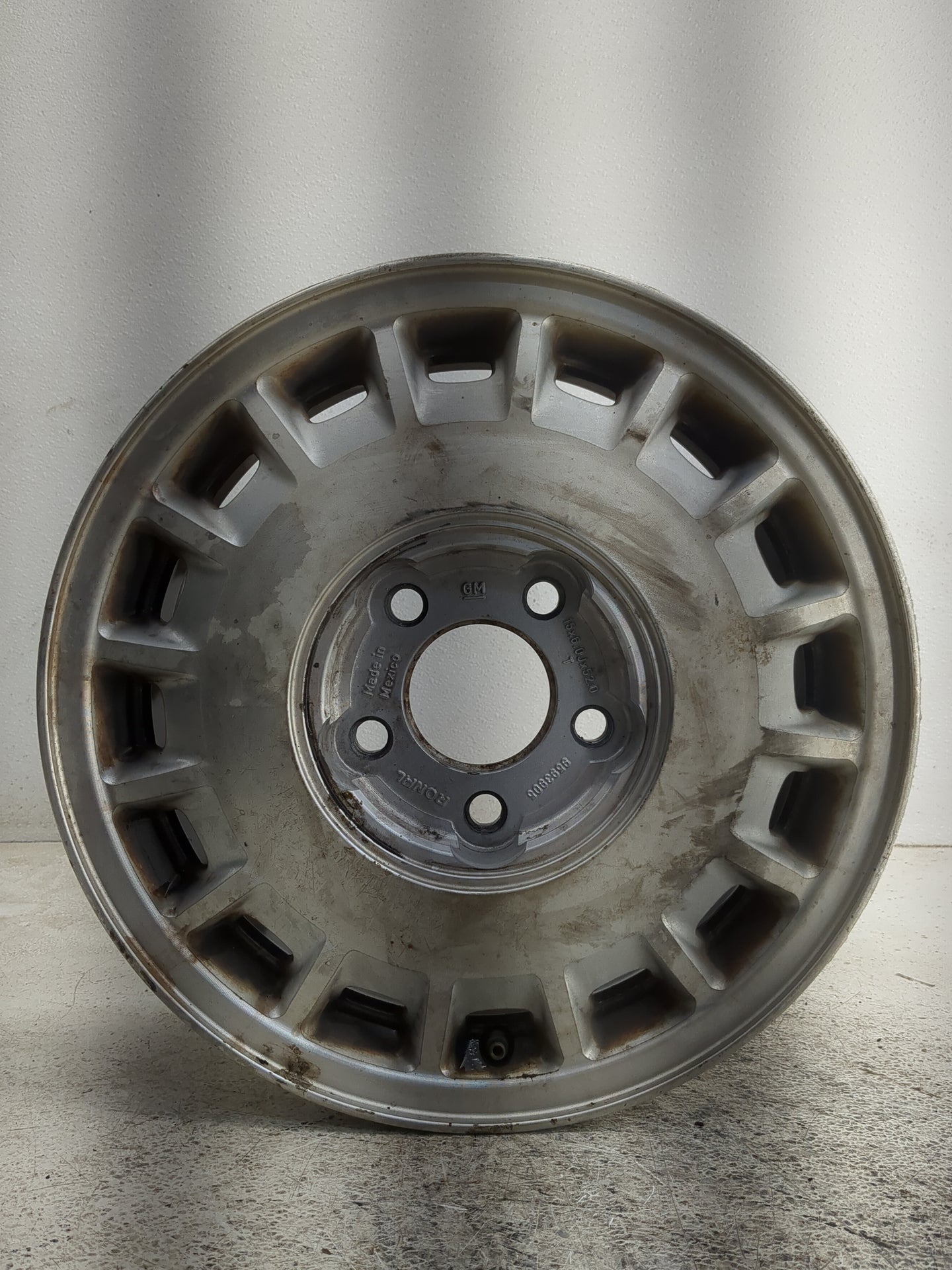 2000-2005 Buick Century Oem Wheel Rim 1317788 - Oemusedautoparts1.com