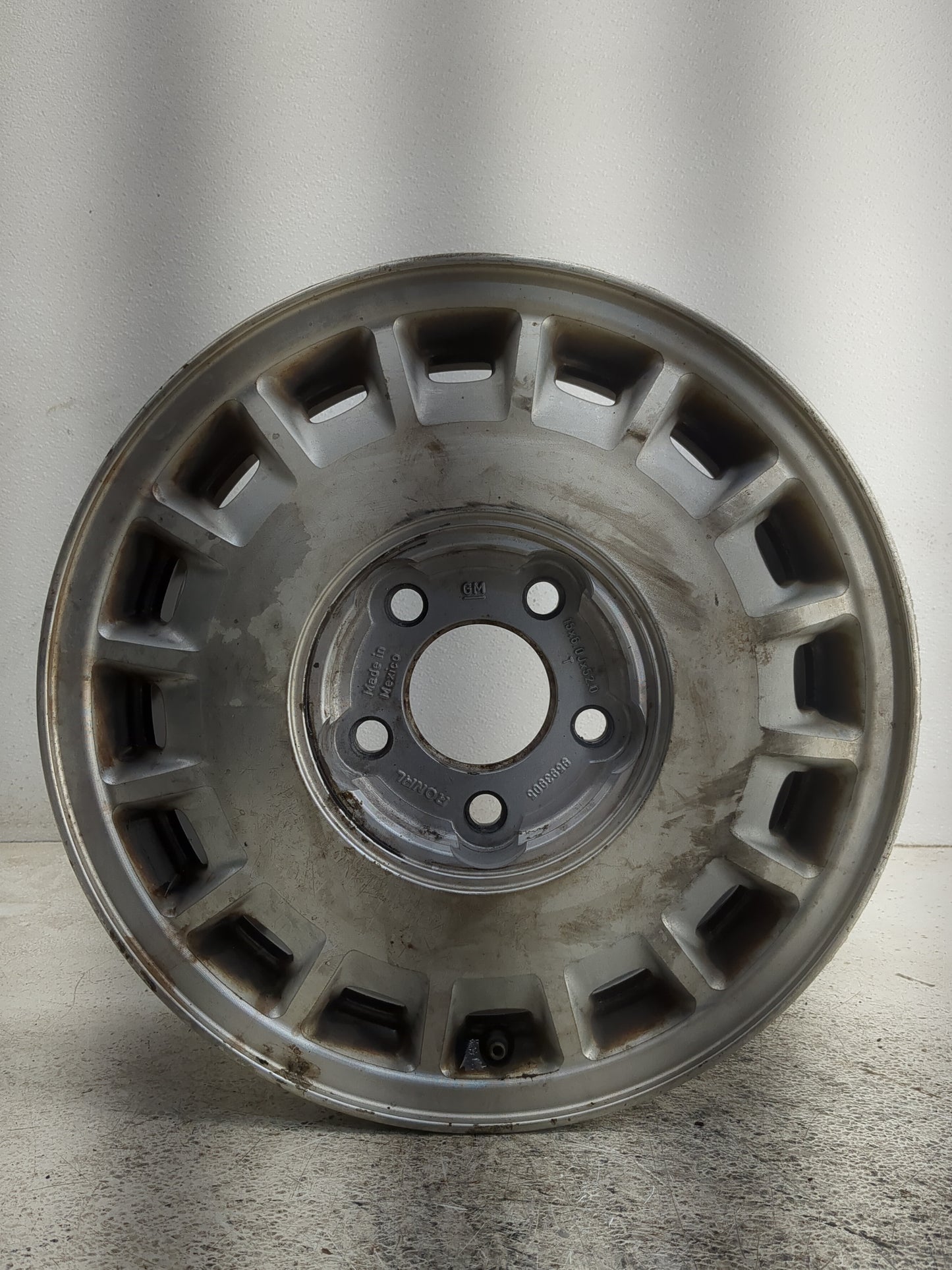 2000-2005 Buick Century Oem Wheel Rim 1317788 - Oemusedautoparts1.com