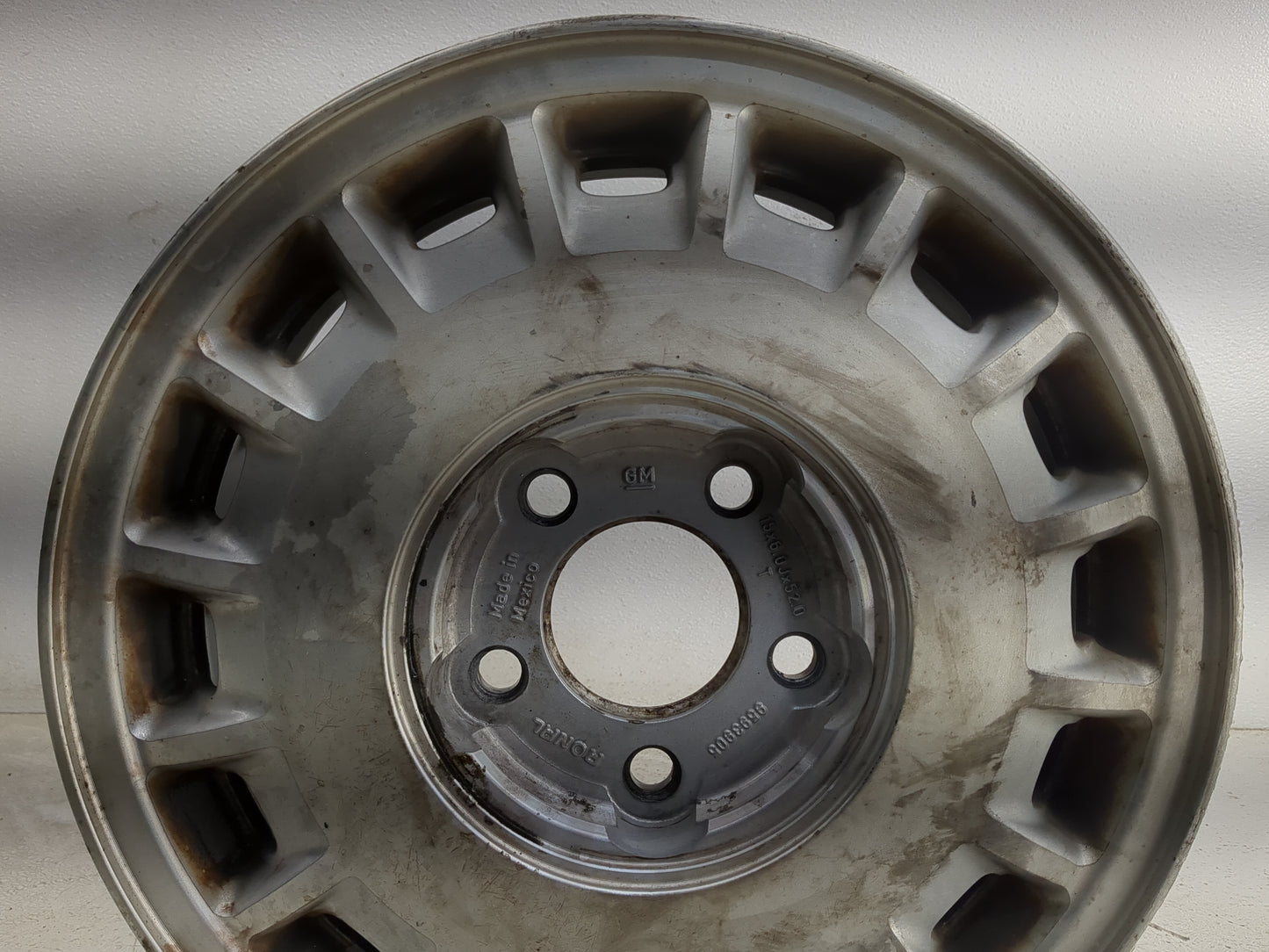 2000-2005 Buick Century Oem Wheel Rim 1317788 - Oemusedautoparts1.com