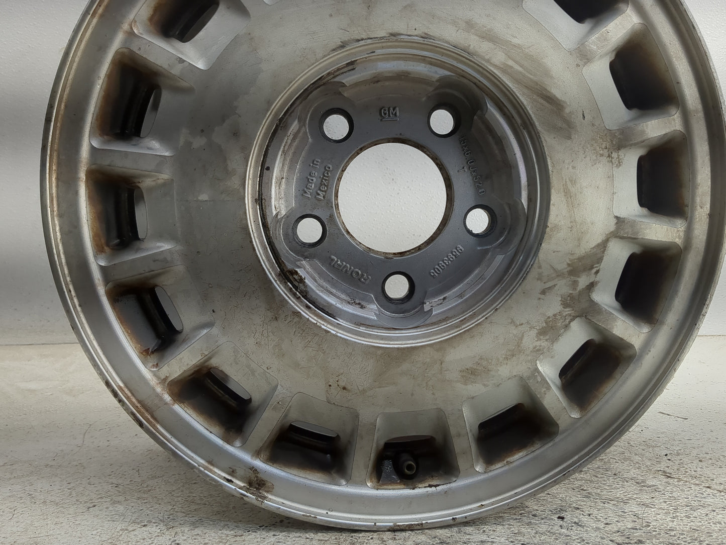 2000-2005 Buick Century Oem Wheel Rim 1317788 - Oemusedautoparts1.com
