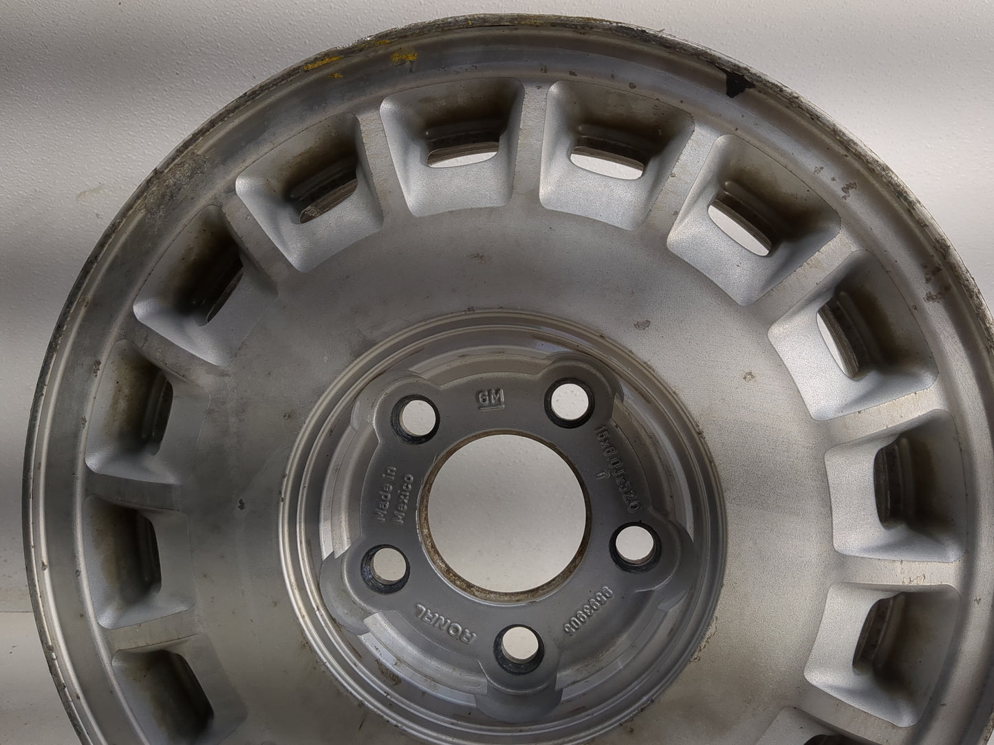 2000-2005 Buick Century Oem Wheel Rim 1317789 - Oemusedautoparts1.com