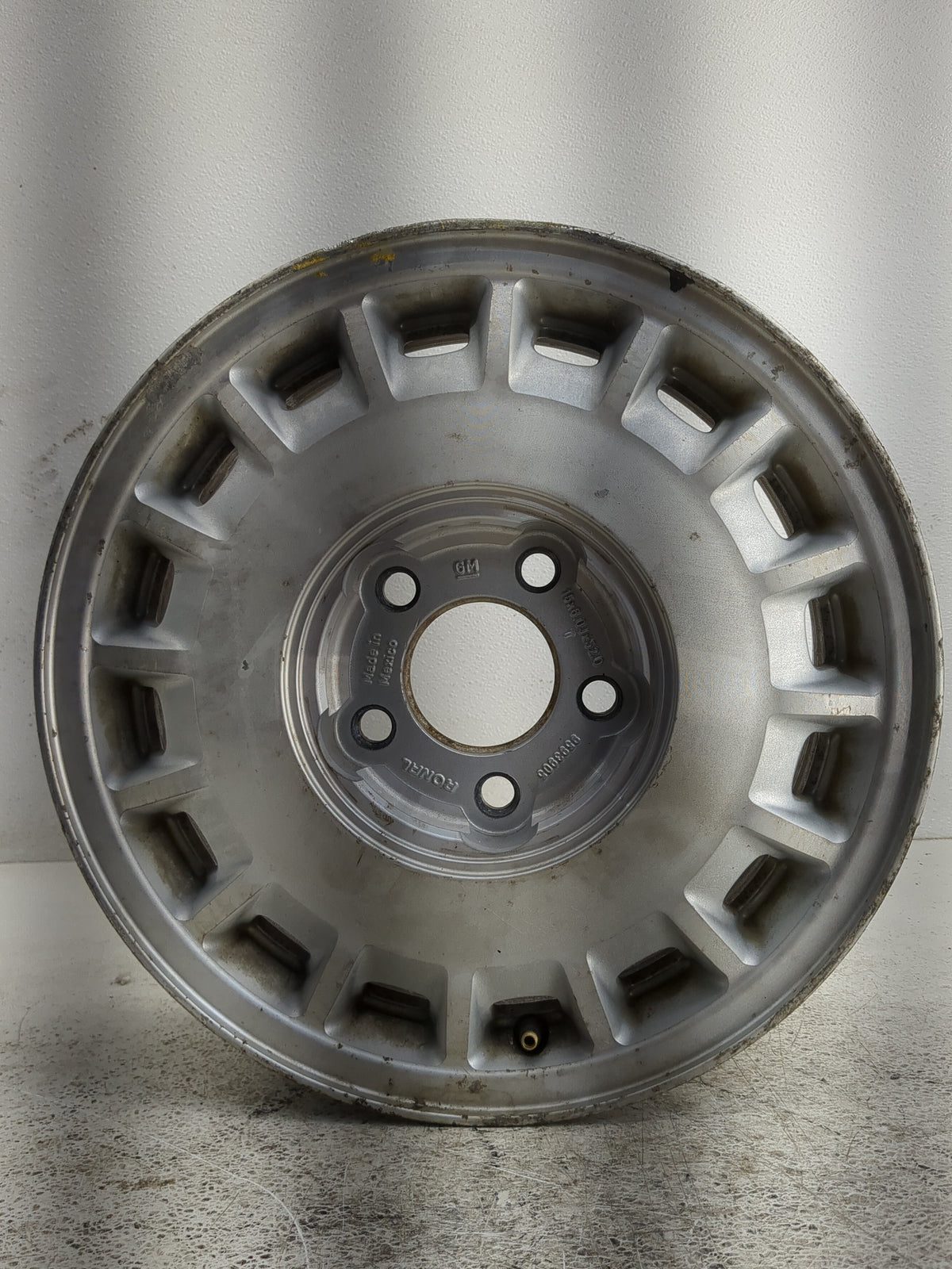 2000-2005 Buick Century Oem Wheel Rim 1317789 - Oemusedautoparts1.com