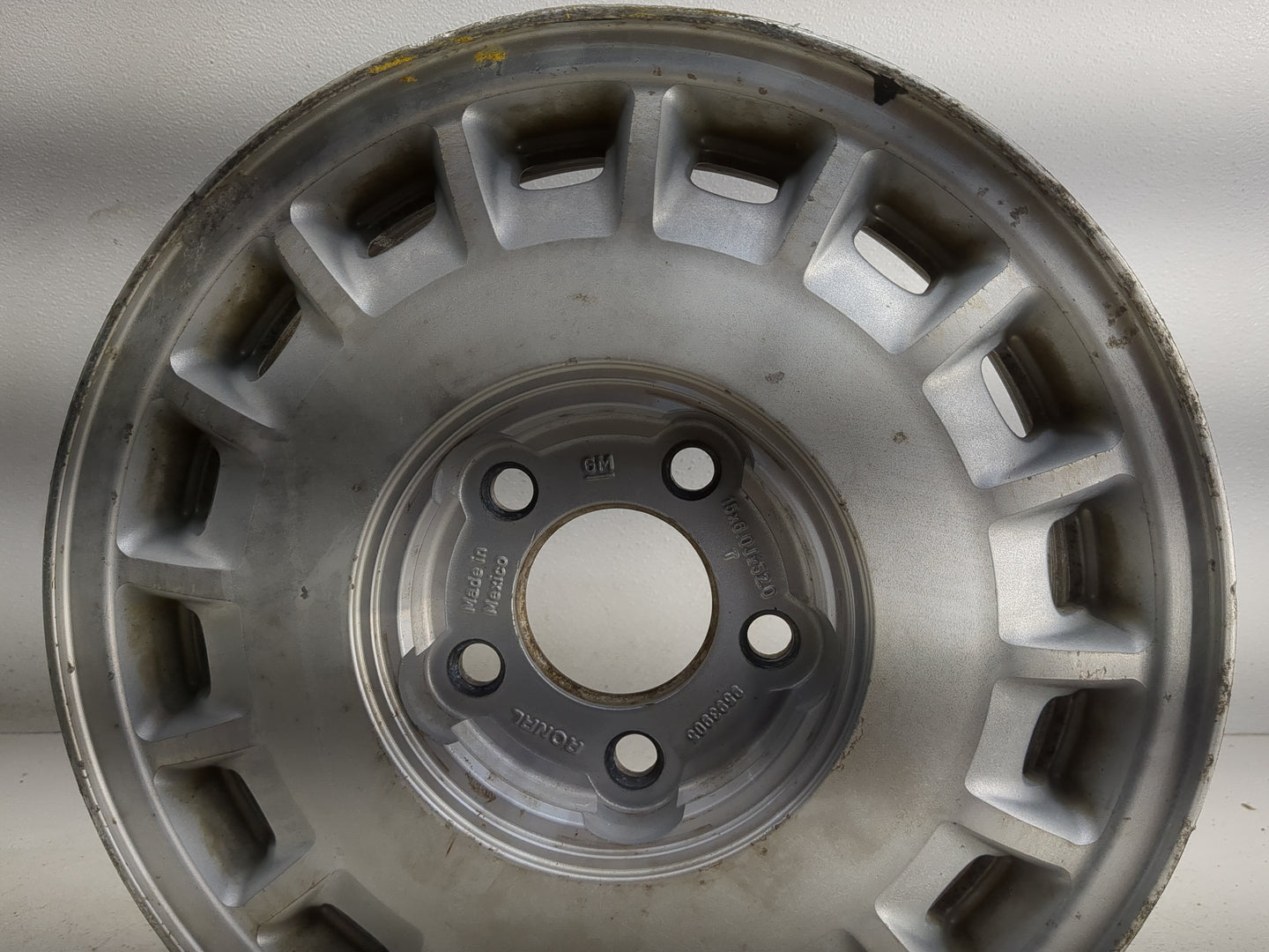 2000-2005 Buick Century Oem Wheel Rim 1317789 - Oemusedautoparts1.com