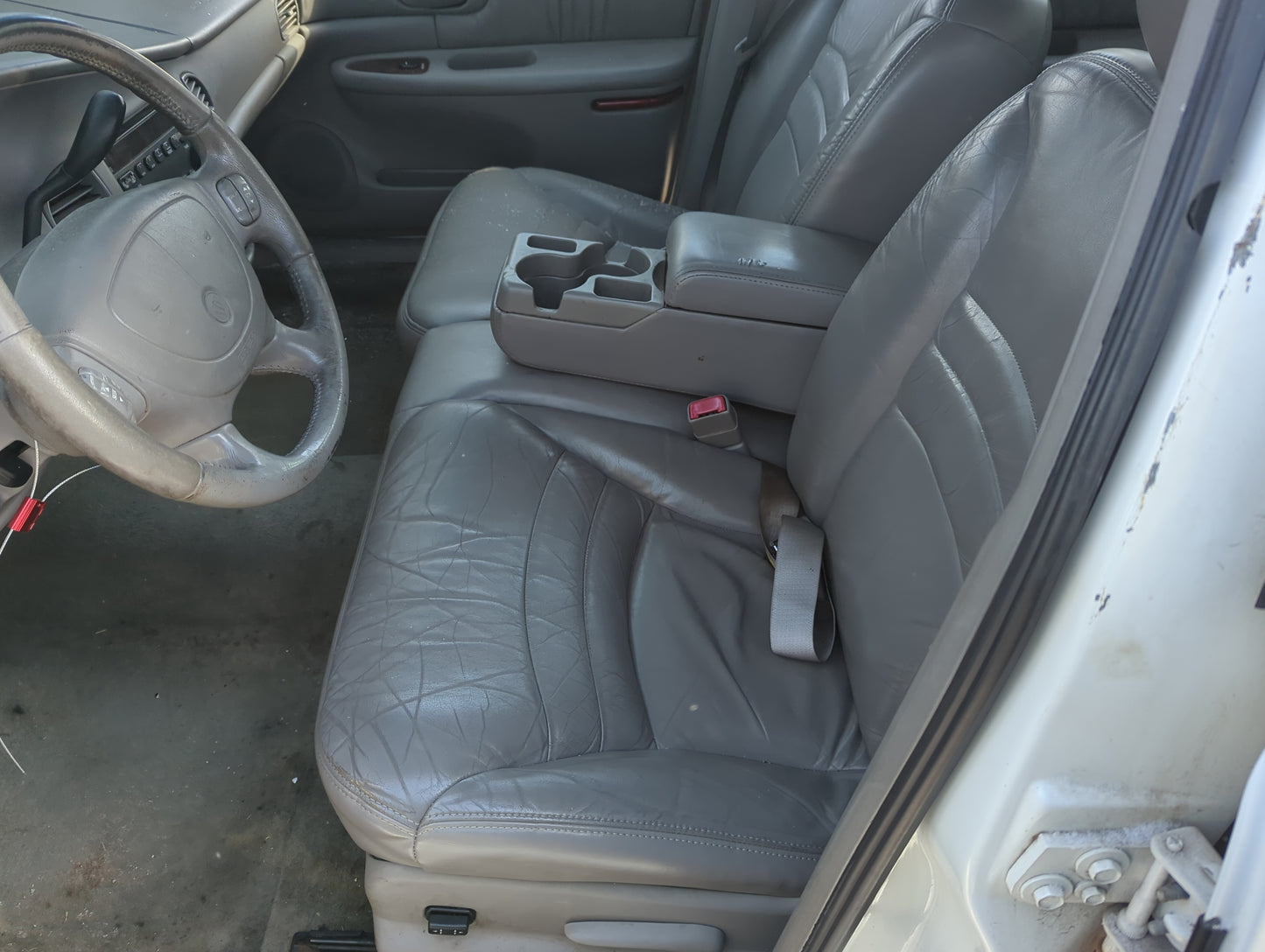 2001-2005 Buick Century Driver Front Seat Oem - Oemusedautoparts1.com