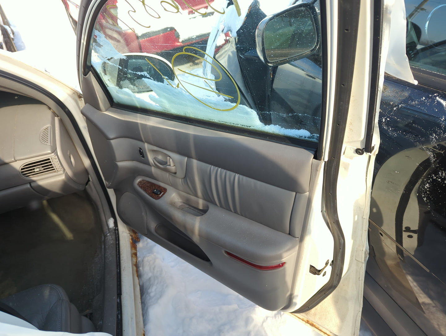 2004 Buick Century Front Right Passenger Interior Door Panel Trim - Oemusedautoparts1.com