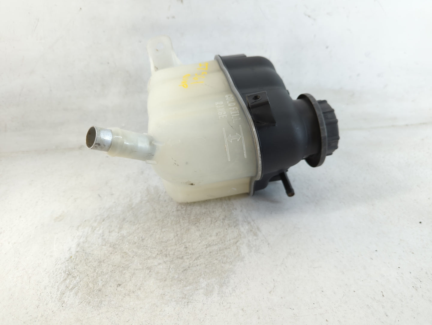 2001-2005 Buick Century Radiator Coolant Overflow Expansion Tank Bottle - Oemusedautoparts1.com