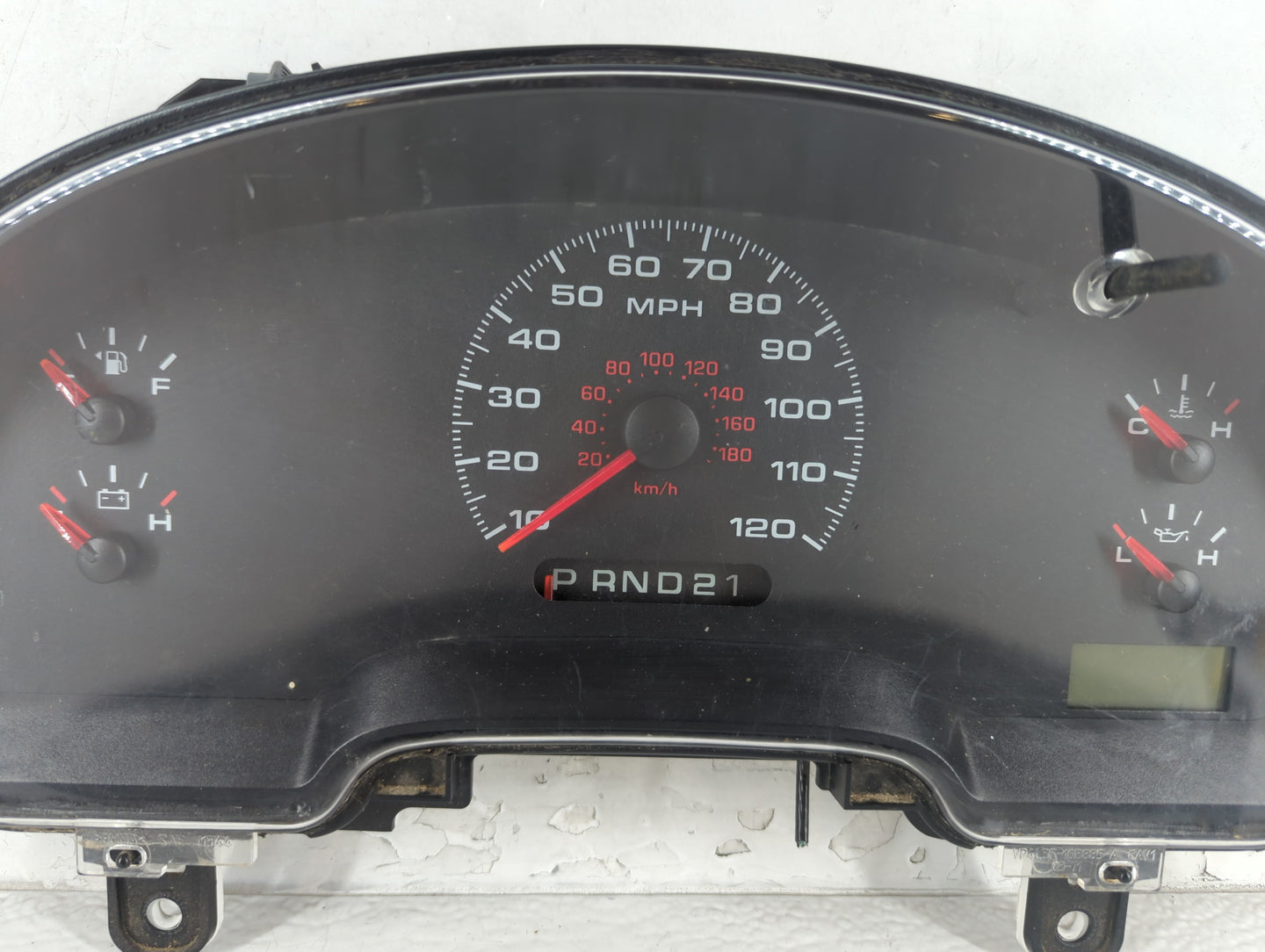 2003-2004 Buick Century Instrument Cluster Speedometer Gauges P/N:4L3F-10A855-AD Fits Fits 2003 2004 OEM Used Auto Parts - O