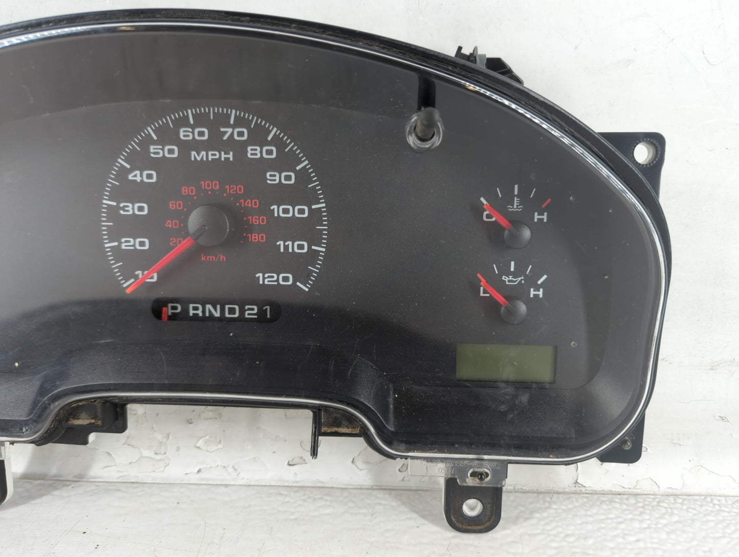 2003-2004 Buick Century Instrument Cluster Speedometer Gauges P/N:4L3F-10A855-AD Fits Fits 2003 2004 OEM Used Auto Parts - O