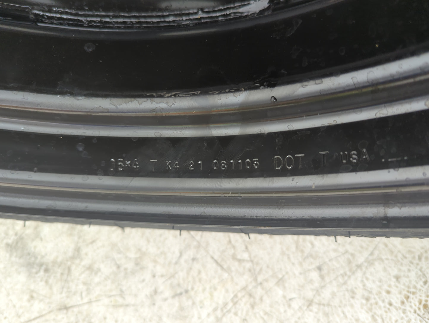 2002-2005 Buick Lesabre Spare Donut Tire Wheel Rim Oem 1111623 - Oemusedautoparts1.com