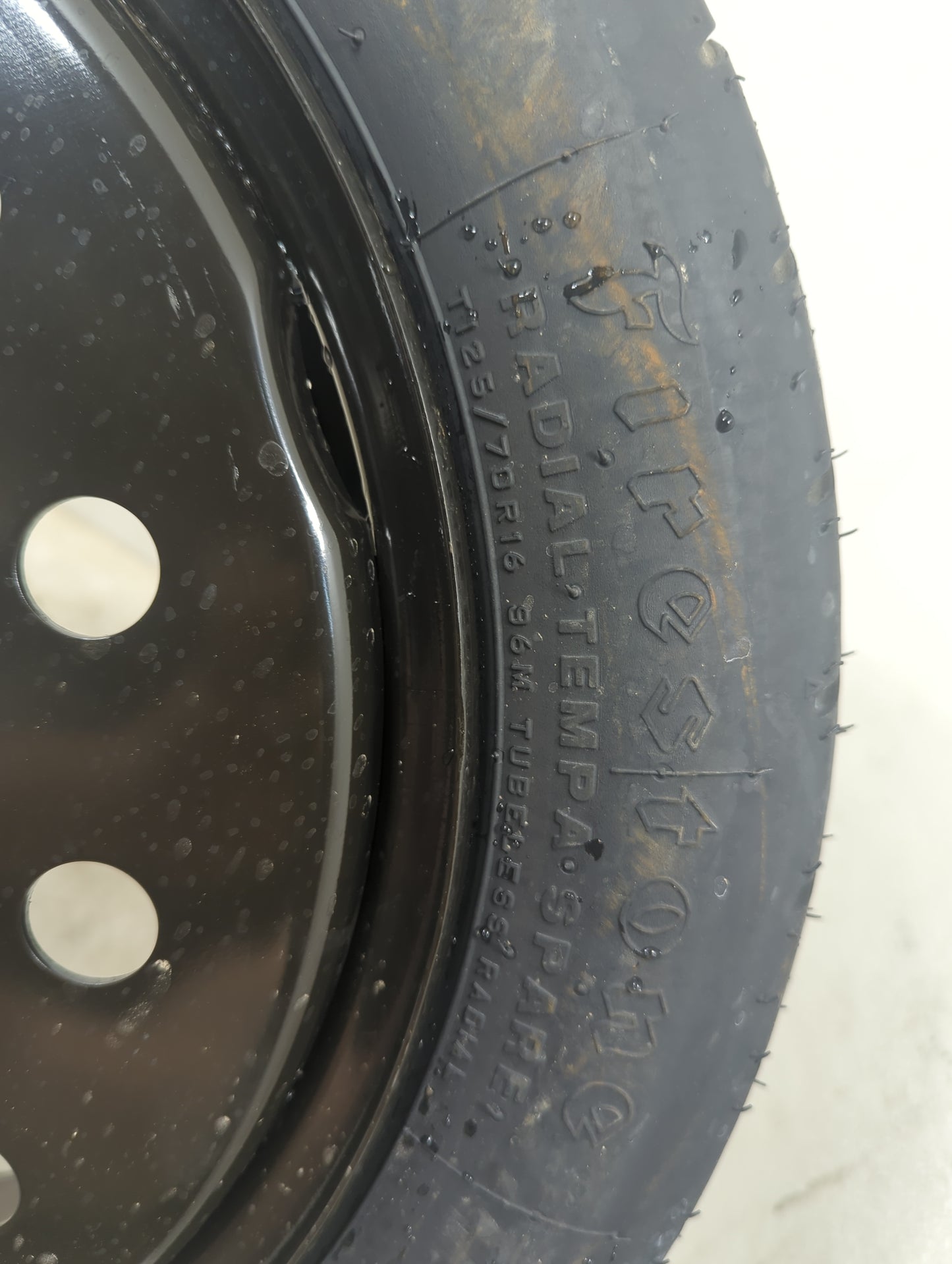 2002-2005 Buick Lesabre Spare Donut Tire Wheel Rim Oem 1111623 - Oemusedautoparts1.com