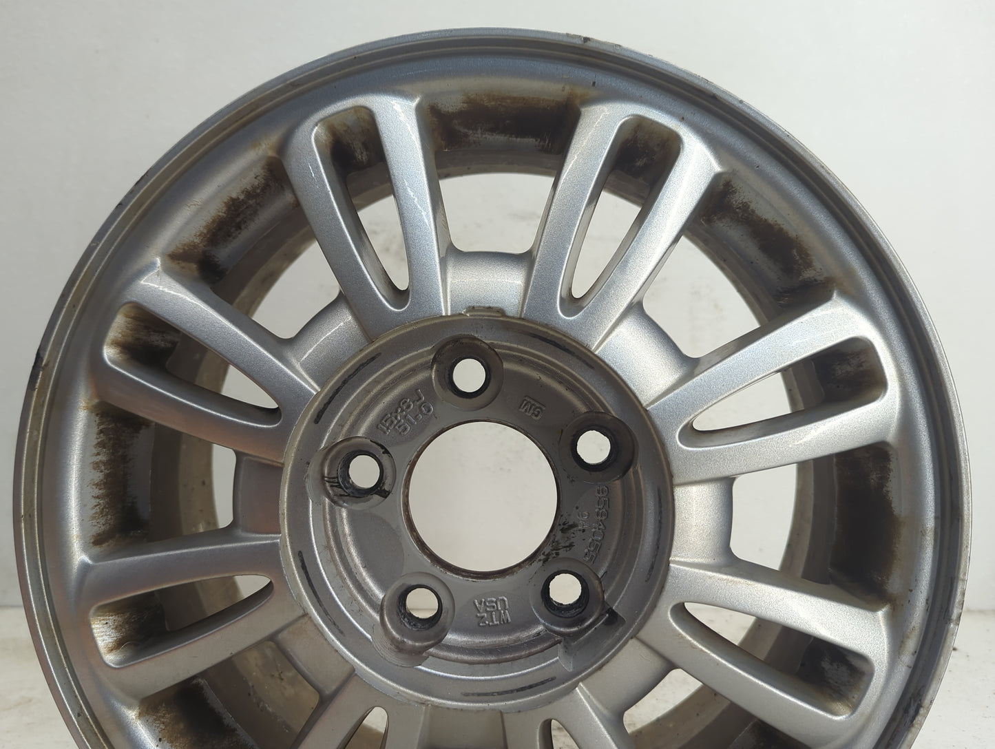 2002-2005 Buick Lesabre Oem Wheel Rim - Oemusedautoparts1.com