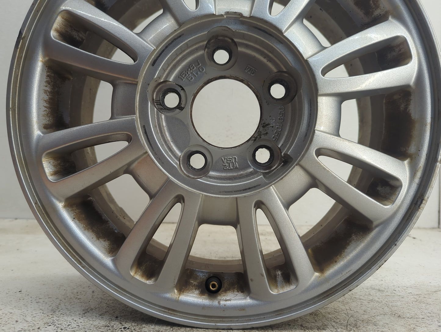 2002-2005 Buick Lesabre Oem Wheel Rim - Oemusedautoparts1.com