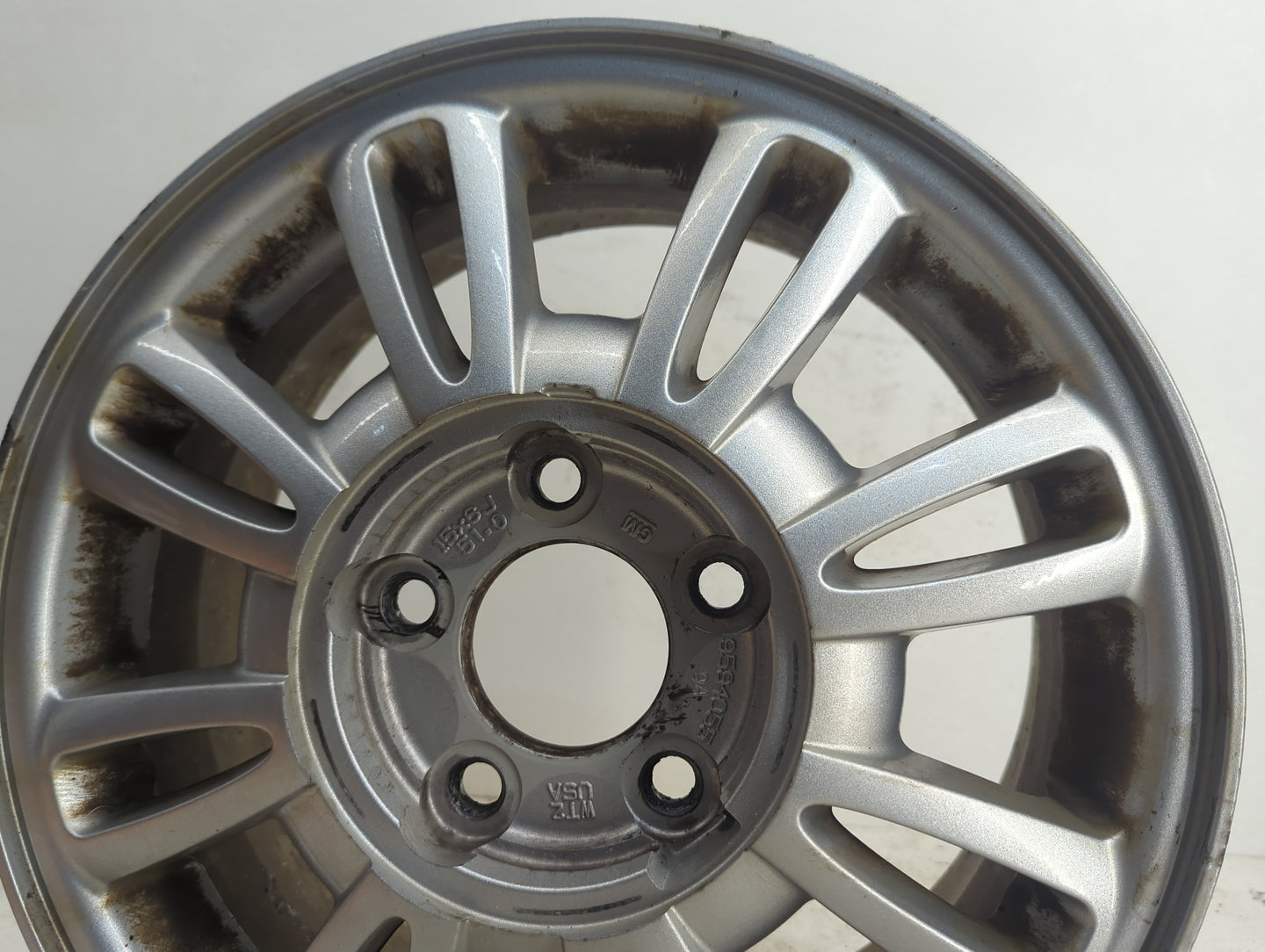 2002-2005 Buick Lesabre Oem Wheel Rim - Oemusedautoparts1.com