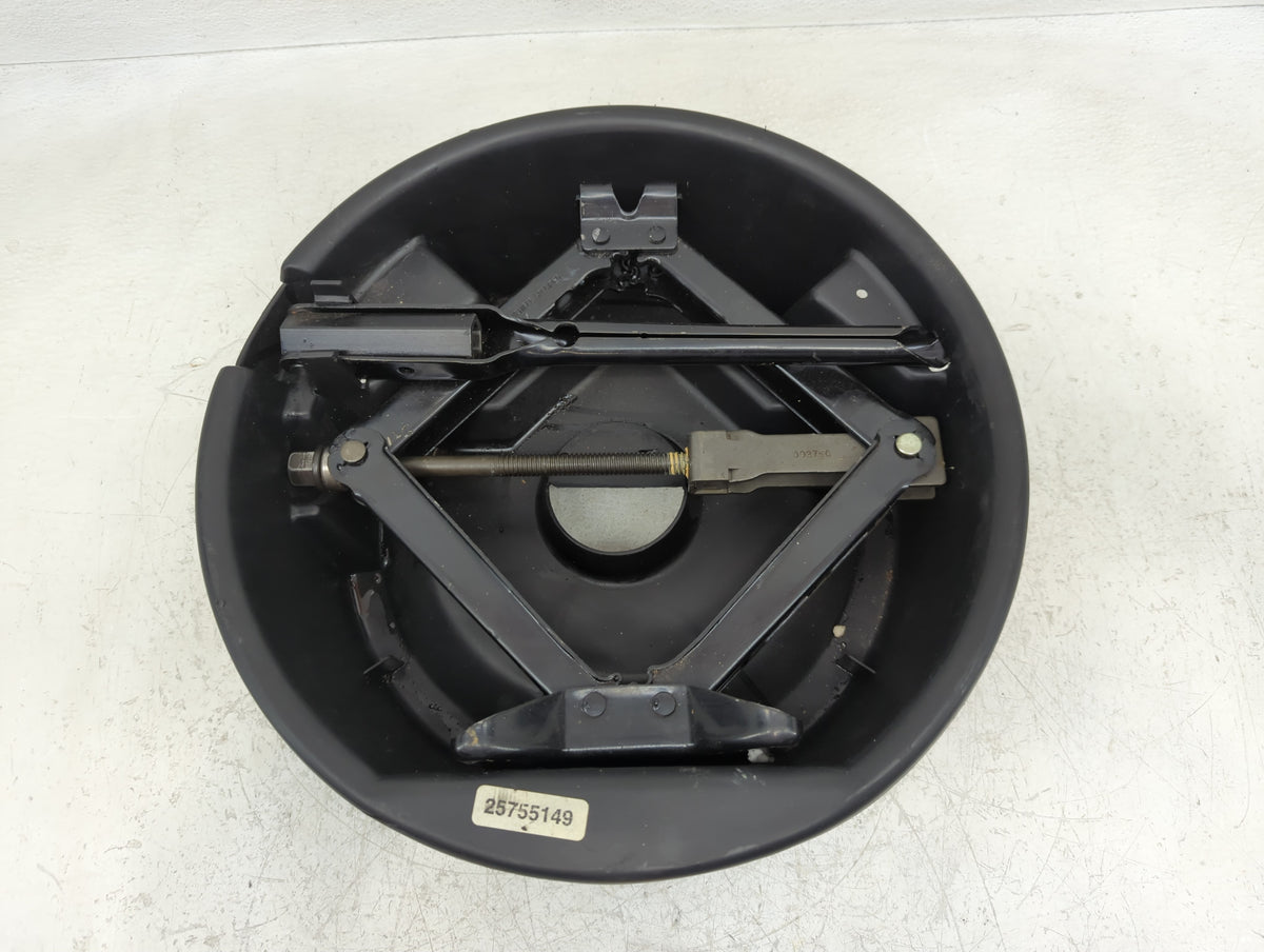 Buick Lesabre Spare Scissor Car Jack 1111632 - Oemusedautoparts1.com