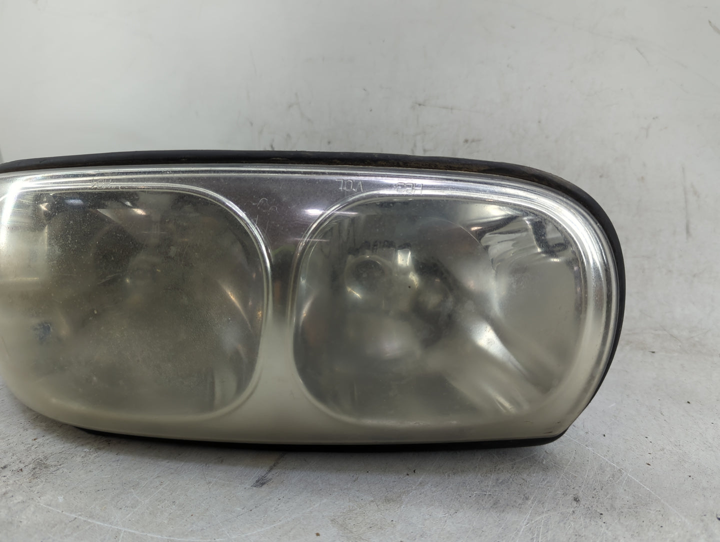 2000-2005 Buick Lesabre Driver Left Oem Head Light Headlight Lamp - Oemusedautoparts1.com