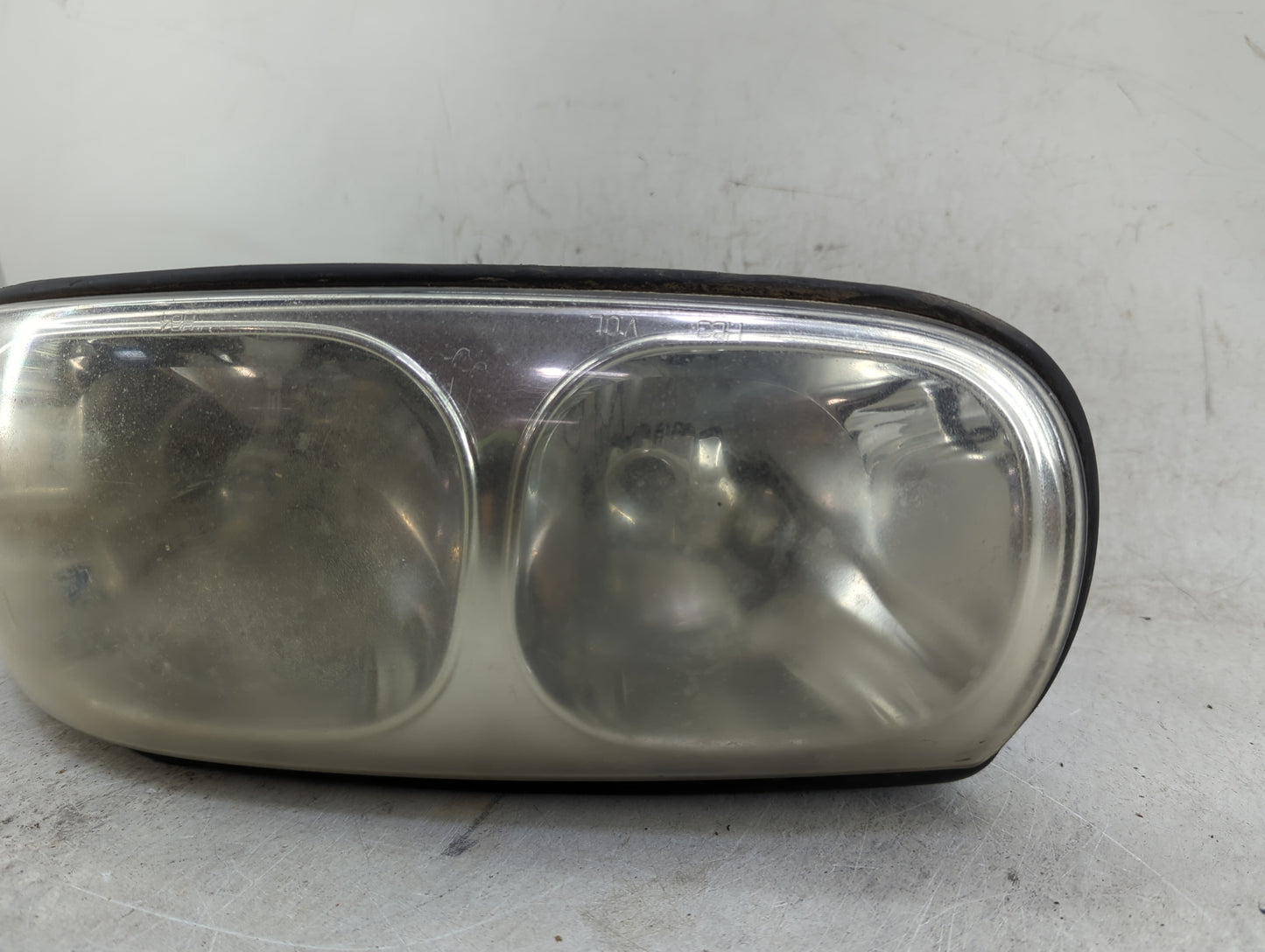 2000-2005 Buick Lesabre Driver Left Oem Head Light Headlight Lamp - Oemusedautoparts1.com