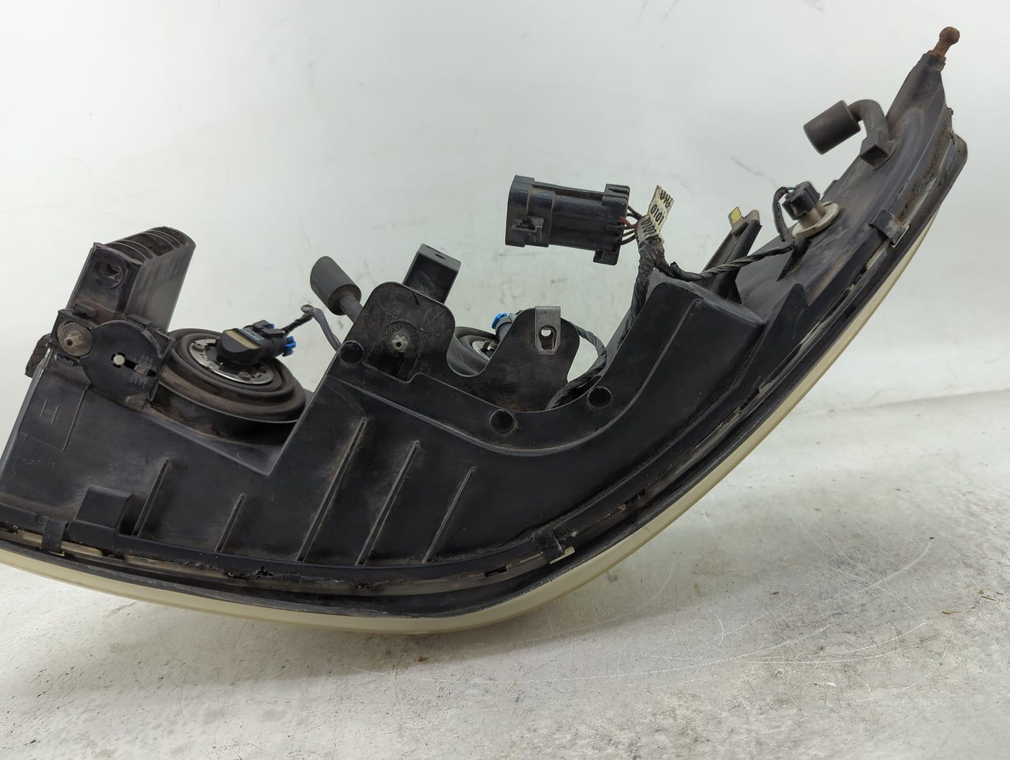 2000-2005 Buick Lesabre Driver Left Oem Head Light Headlight Lamp - Oemusedautoparts1.com