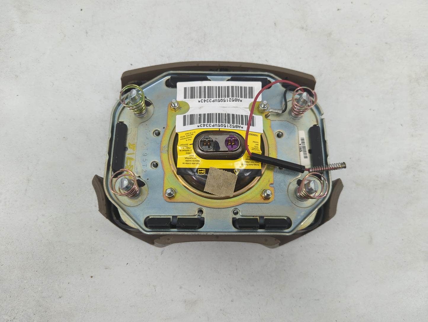 2001-2005 Buick Lesabre Air Bag Driver Left Steering Wheel Mounted Grey - Oemusedautoparts1.com