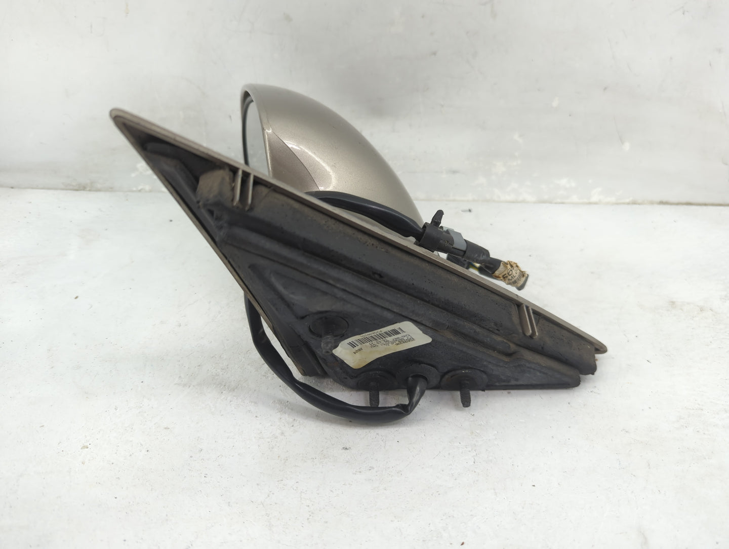 2000-2005 Buick Lesabre Driver Side View Mirror - Left Door Mirror OEM Used - Oemusedautoparts1.com