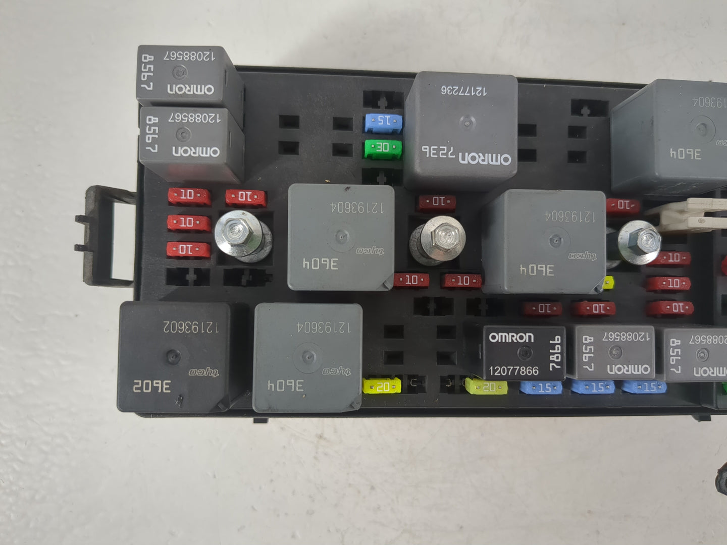 2000-2005 Buick Lesabre Fusebox Fuse Box Panel Relay Module P/N:25751053 Fits Fits 2000 2001 2002 2003 2004 2005 OEM Used Au