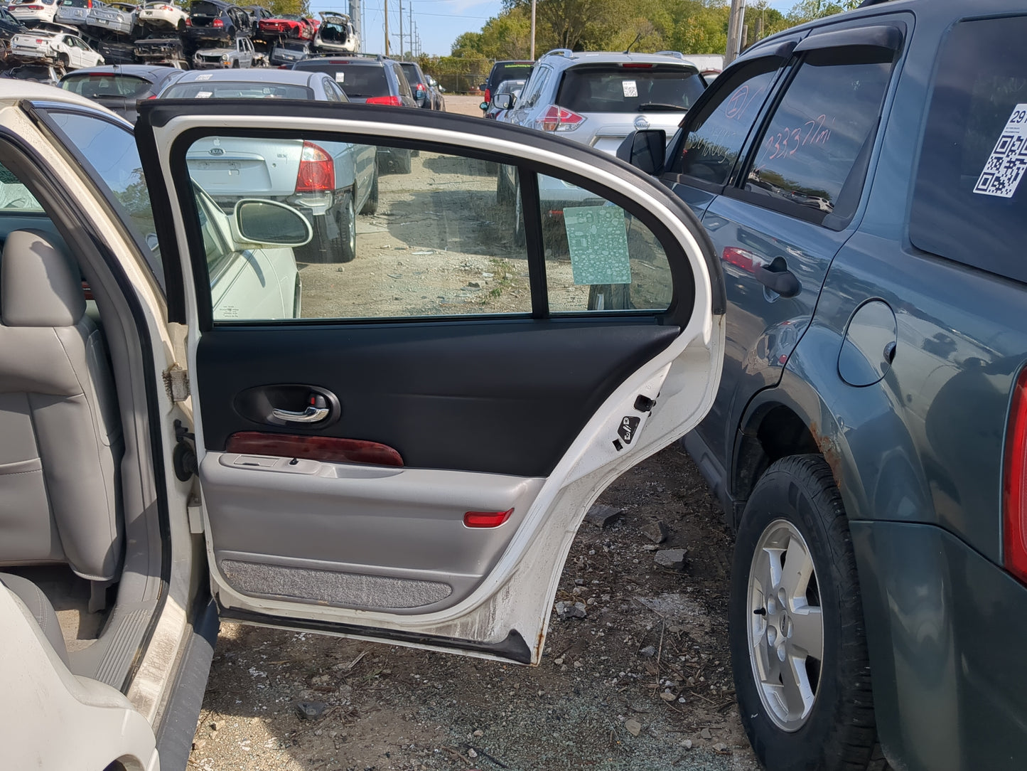 2000-2005 Buick Lesabre Passenger Rear Door Oem - Oemusedautoparts1.com