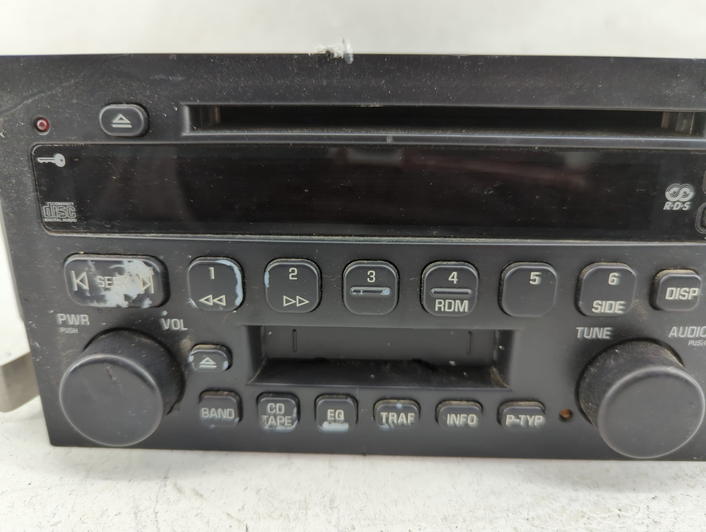 2003-2005 Buick Lesabre Radio AM FM Cd Player Receiver Replacement P/N:25756857 Fits Fits 2003 2004 2005 OEM Used Auto Parts