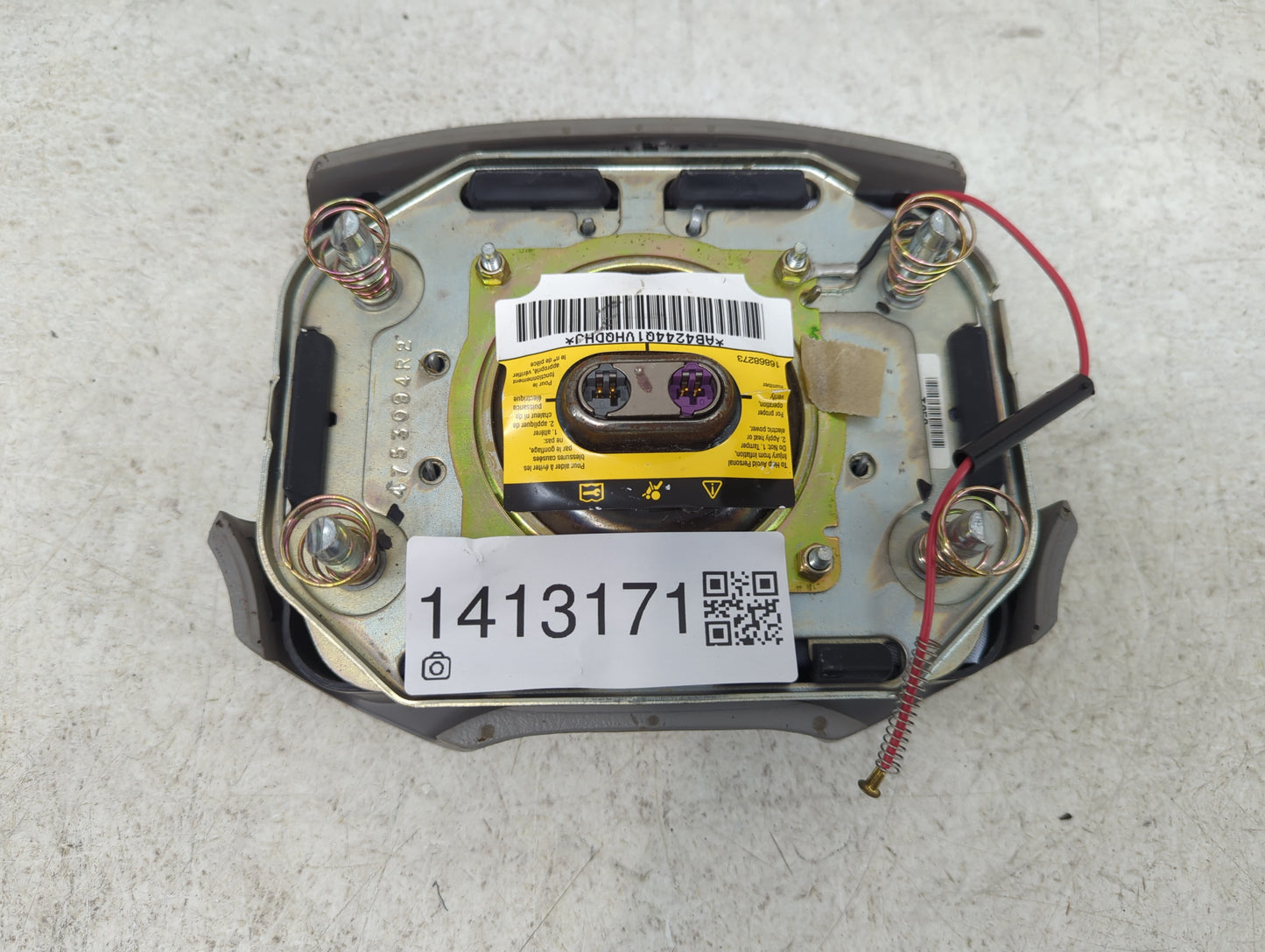 2001-2005 Buick Lesabre Air Bag Driver Left Steering Wheel Mounted Fits Fits 2001 2002 2003 2004 2005 OEM Used Auto Parts - 