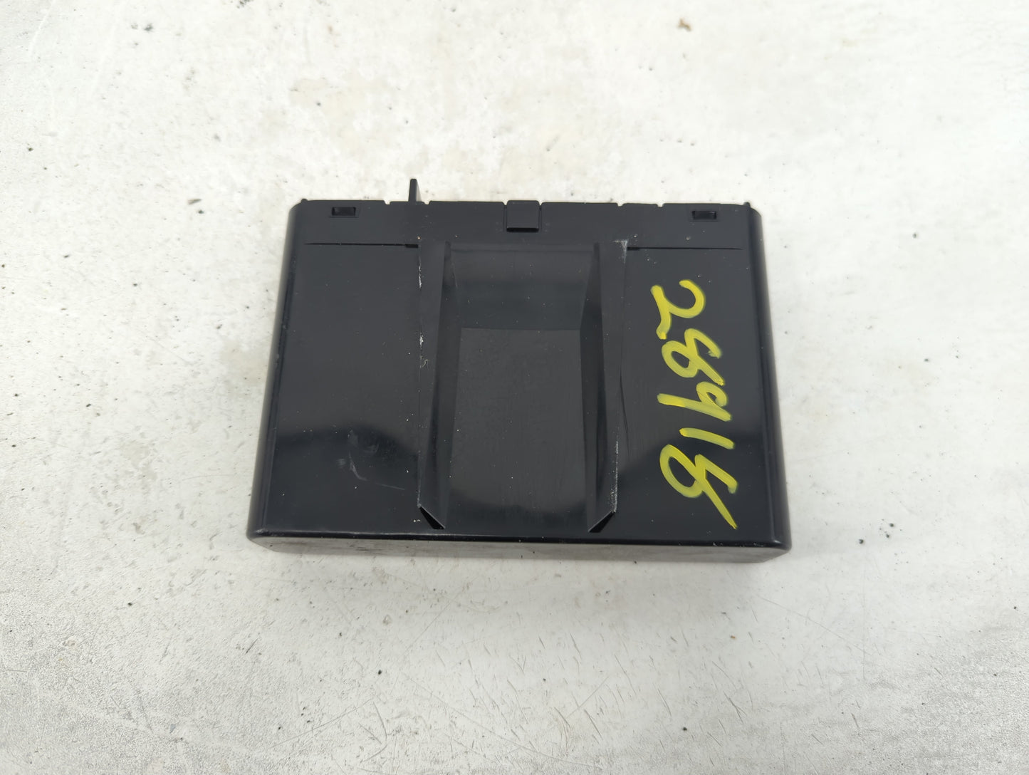 2000-2005 Buick Lesabre Body Control Module Bcm Inner Cabin Fuse Box - Oemusedautoparts1.com