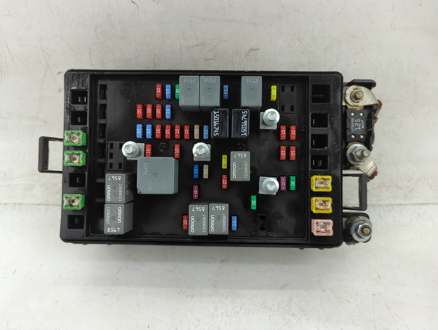 2004-2005 Buick Rainier Fusebox Fuse Box Panel Relay Module P/N:15196419-1 Fits Fits 2004 2005 OEM Used Auto Parts - Oemused