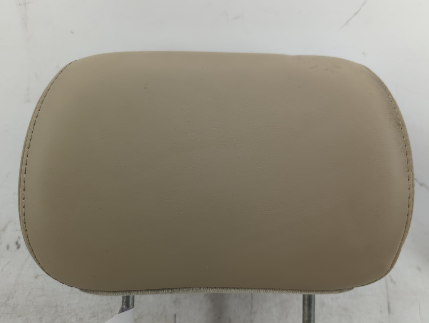 2004 Buick Rainier Headrest Head Rest Rear Seat Fits OEM Used Auto Parts - Oemusedautoparts1.com