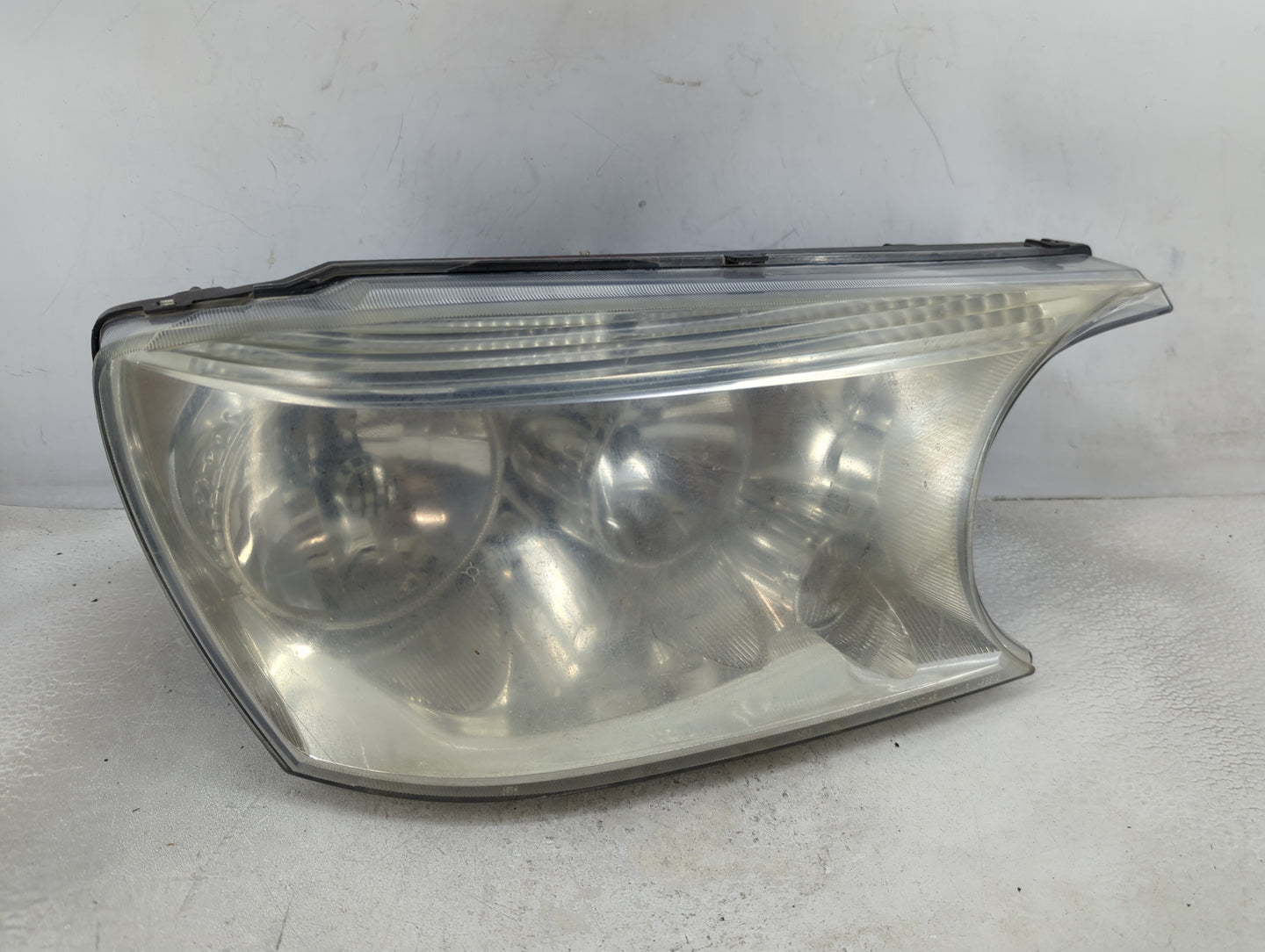 2004-2007 Buick Rainier Passenger Right Oem Head Light Headlight Lamp - Oemusedautoparts1.com