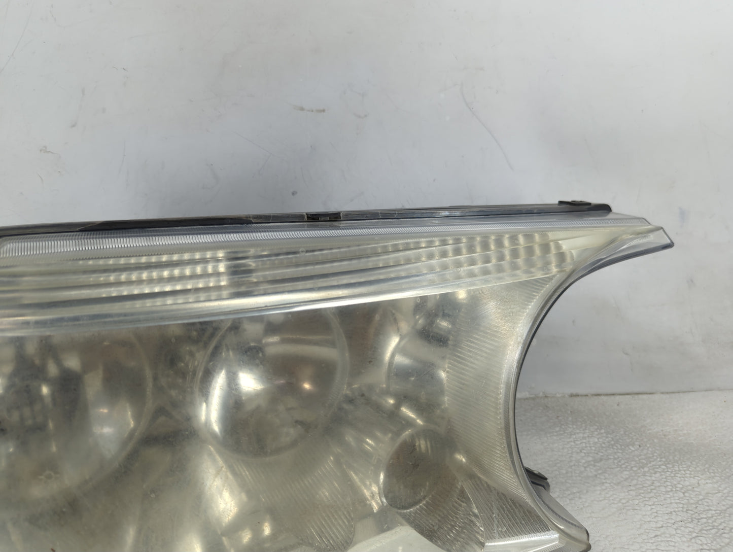 2004-2007 Buick Rainier Passenger Right Oem Head Light Headlight Lamp - Oemusedautoparts1.com