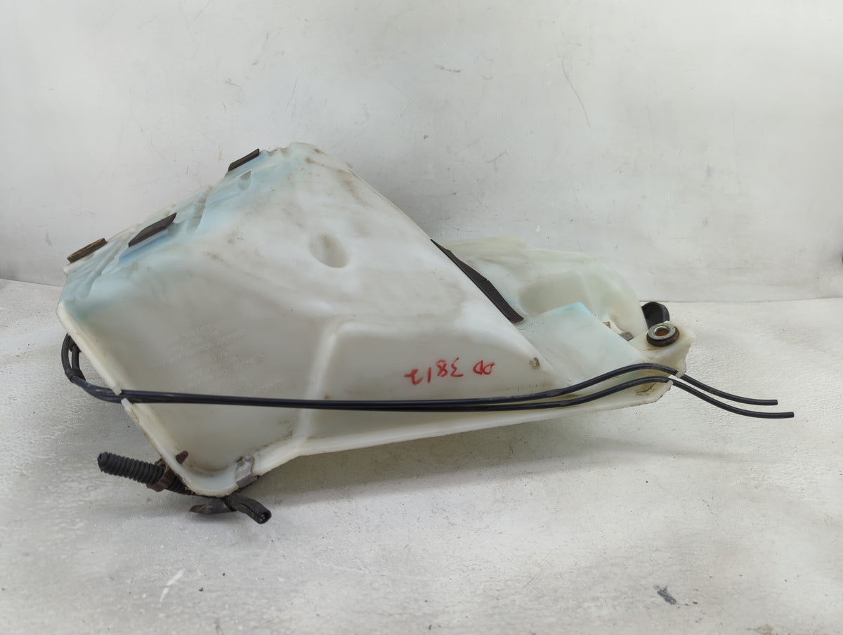2004-2007 Buick Rainier Windshield Washer Fluid Reservoir Bottle Oem 1434222 - Oemusedautoparts1.com