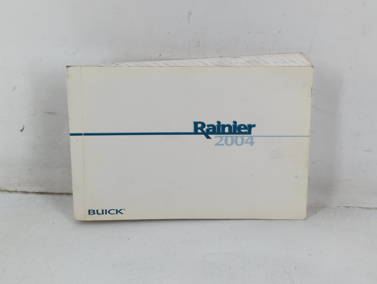 2004 Buick Rainier Owners Manual Book Guide OEM Used Auto Parts - Oemusedautoparts1.com