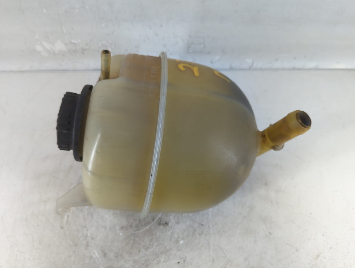 2004-2007 Buick Rainier Radiator Coolant Overflow Expansion Tank Bottle 774565 - Oemusedautoparts1.com