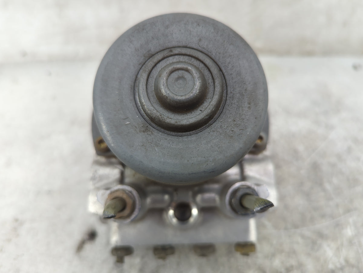 2004 Buick Regal ABS Pump Control Module Replacement P/N:10347407 18078132 Fits OEM Used Auto Parts - Oemusedautoparts1.com