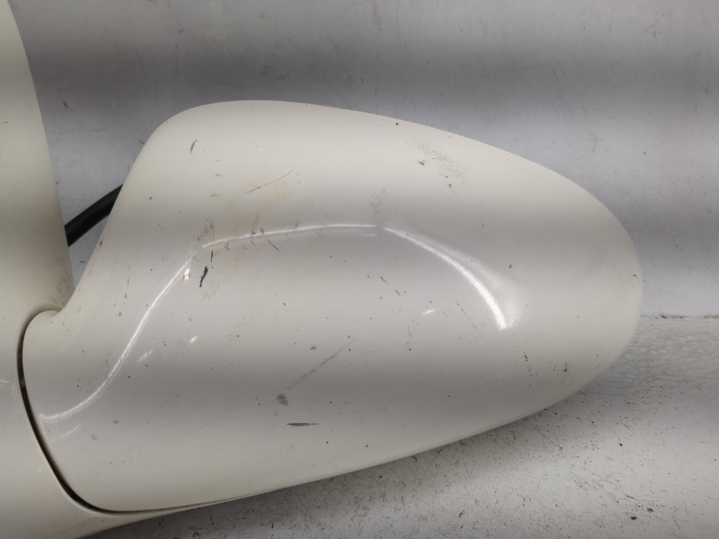 2003-2004 Buick Regal Driver Side View Mirror - Left Door Mirror OEM Used - Oemusedautoparts1.com