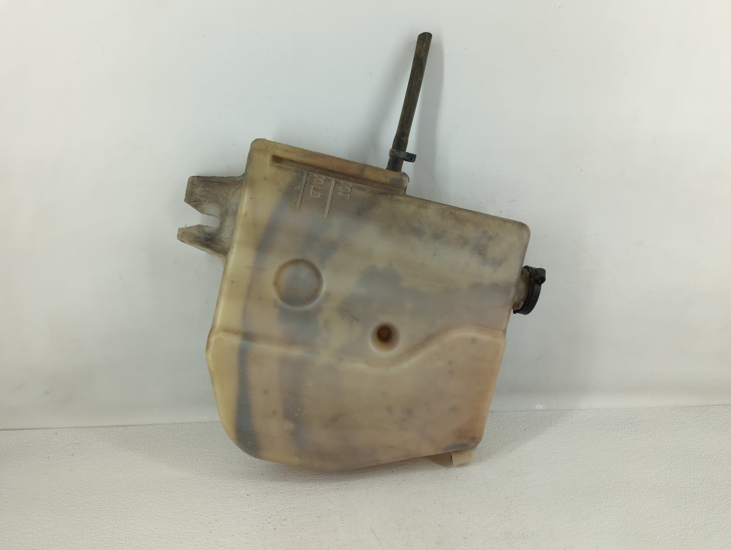 1998-2004 Buick Regal Windshield Washer Fluid Reservoir Bottle Oem - Oemusedautoparts1.com