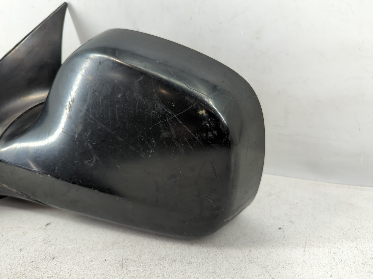 2002-2007 Buick Rendezvous Driver Side View Mirror - Left Door Mirror OEM Used - Oemusedautoparts1.com
