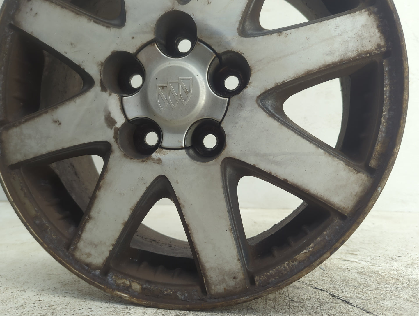 2002-2004 Buick Rendezvous Oem Wheel Rim 1126444 - Oemusedautoparts1.com
